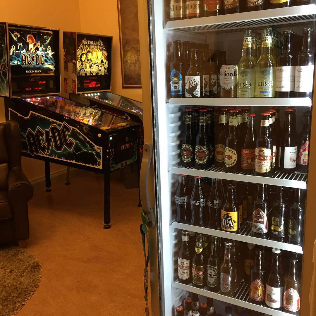 Flipper-SM nästa helg. Vi tränar lite på Metallica och AC/DC. #öl